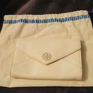 Tory burch cream clutch